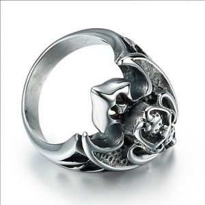 Men’s Fashion skull ring